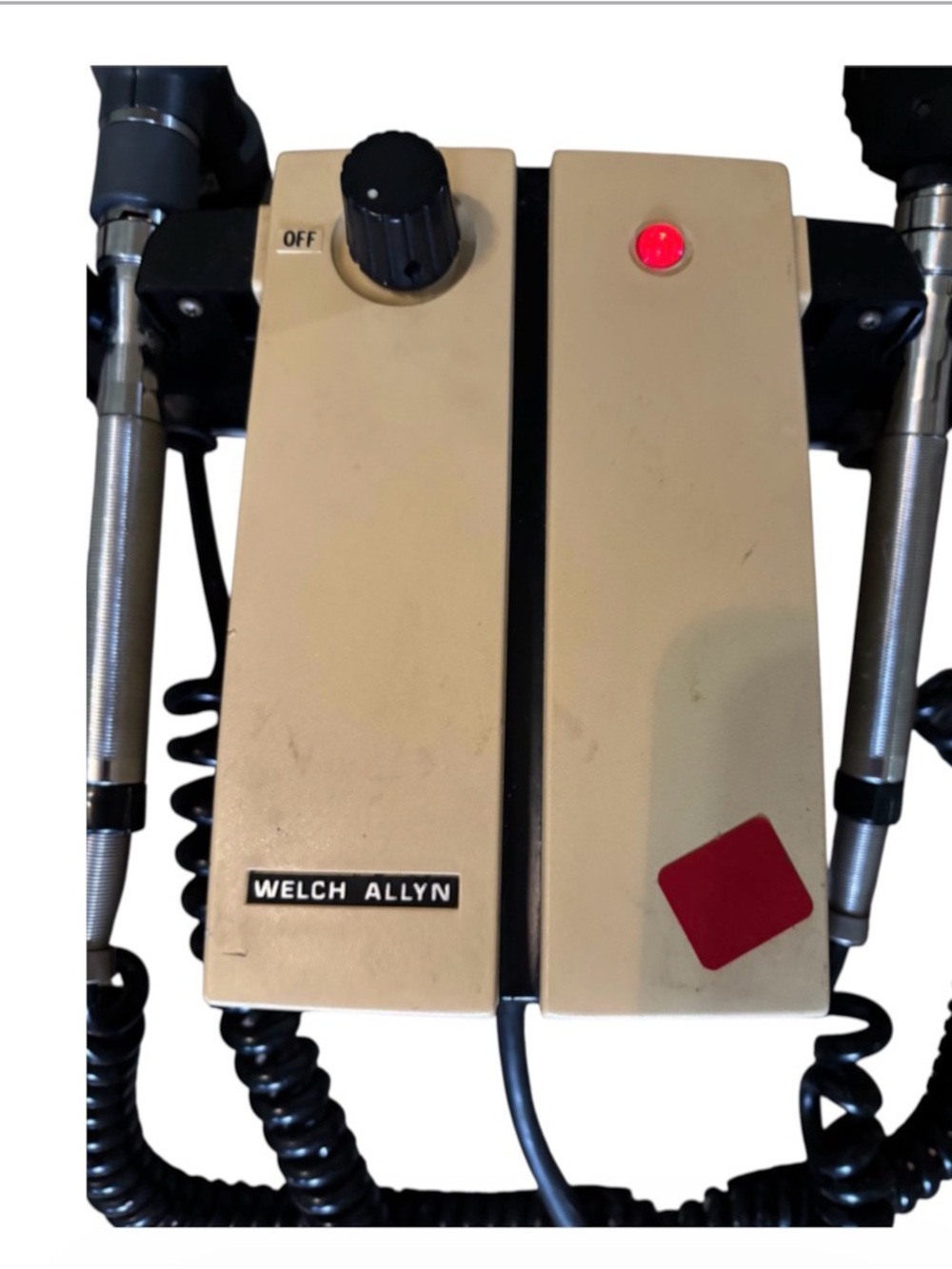 Welch Allyn Medical Diagnostic Otoscope/Handle Set in Beige